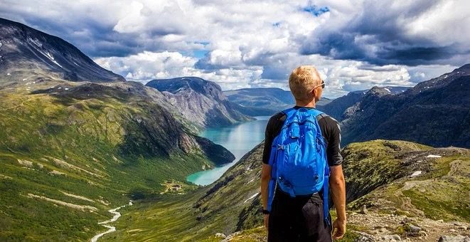 Норвегия отменяет требование о самоизоляции при положительном тесте на COVID