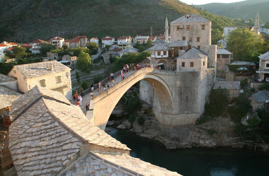 Босния и Герцеговина отменяет все антиковидные требования при въезде