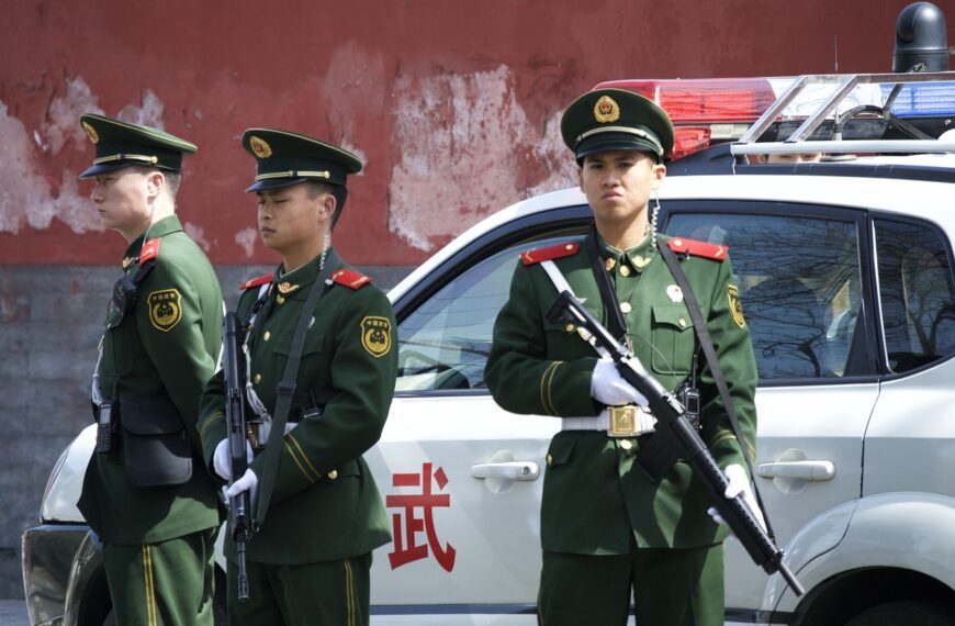 Пекин сокращает срок карантина для прибывающих в город из-за рубежа