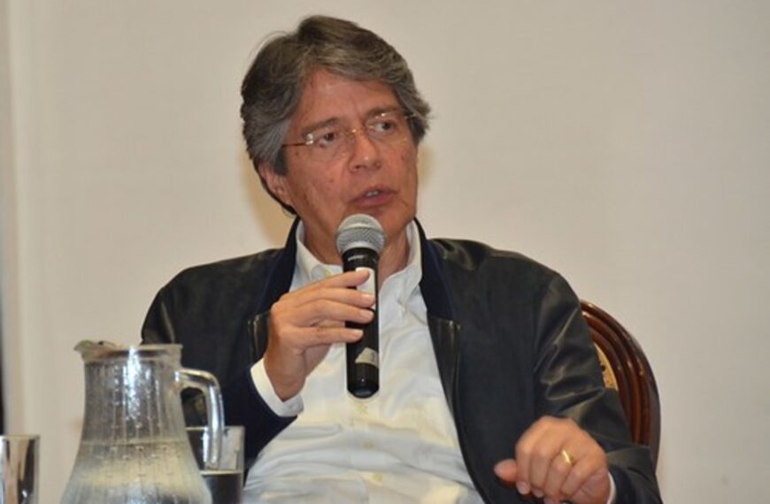 Президенту Эквадора диагностировали меланому