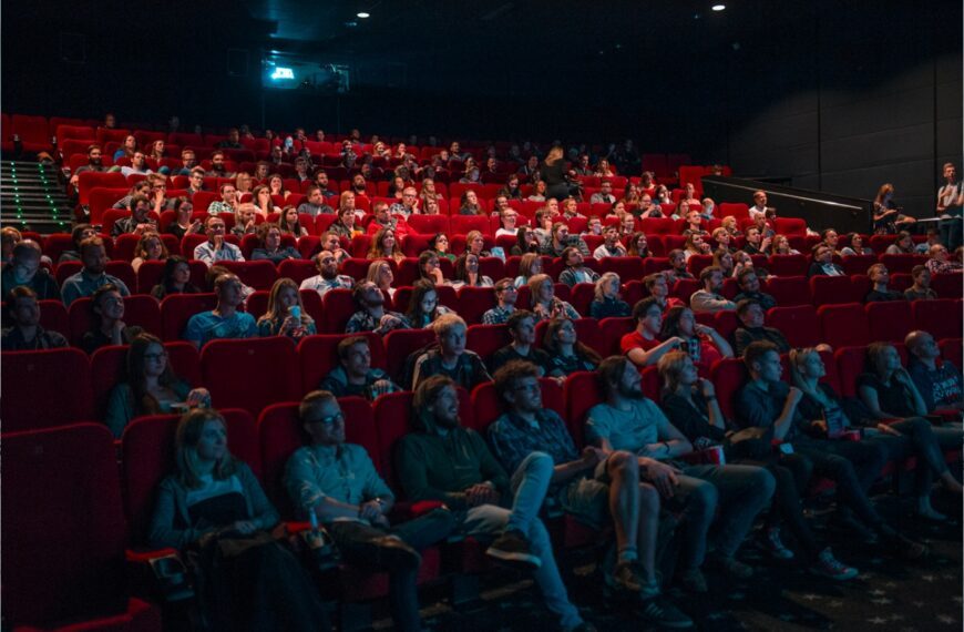 Фонд кино открыл прием заявок на модернизацию кинозалов в регионах