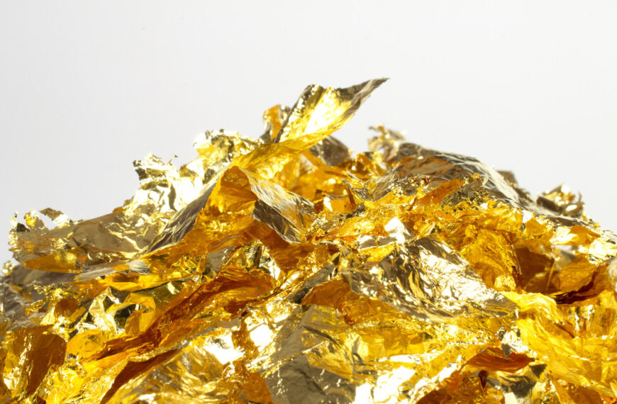 Ученые обнаружили экономичный способ добычи золота с помощью сибирских бактерий