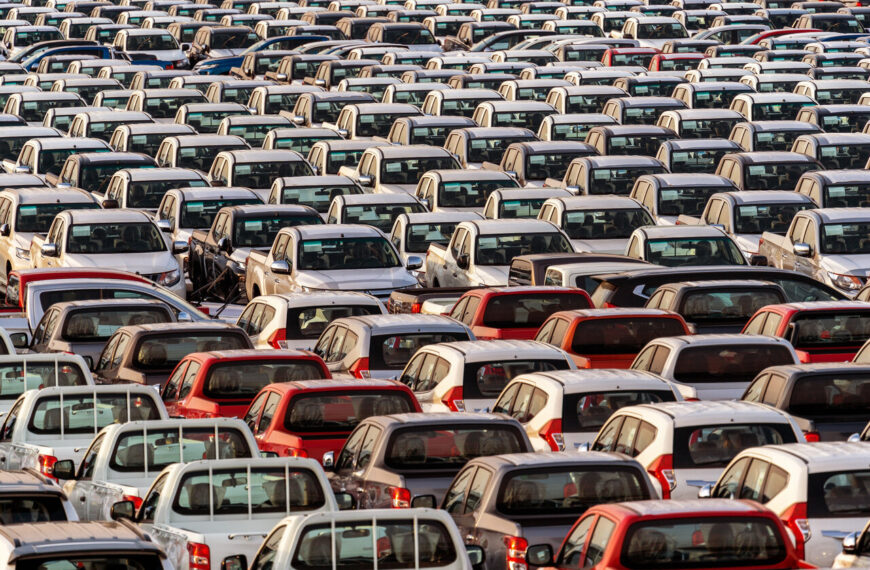 Благодаря РФ Китай стал мировым лидером по экспорту автомобилей